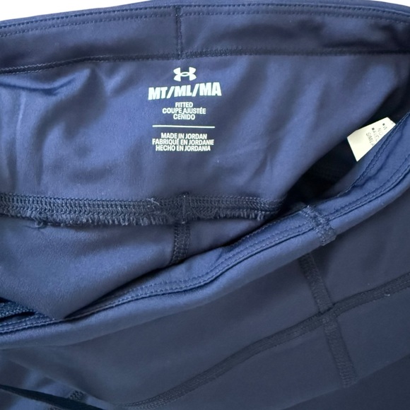 Under Armor Women's medium Leggings - Picture 7 of 7